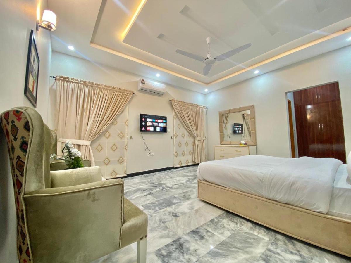 Homey Islamabad Esterno foto
