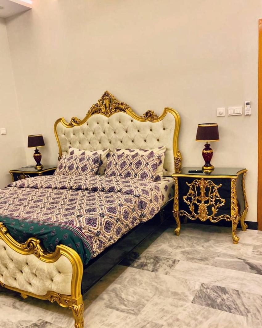 Homey Islamabad Esterno foto