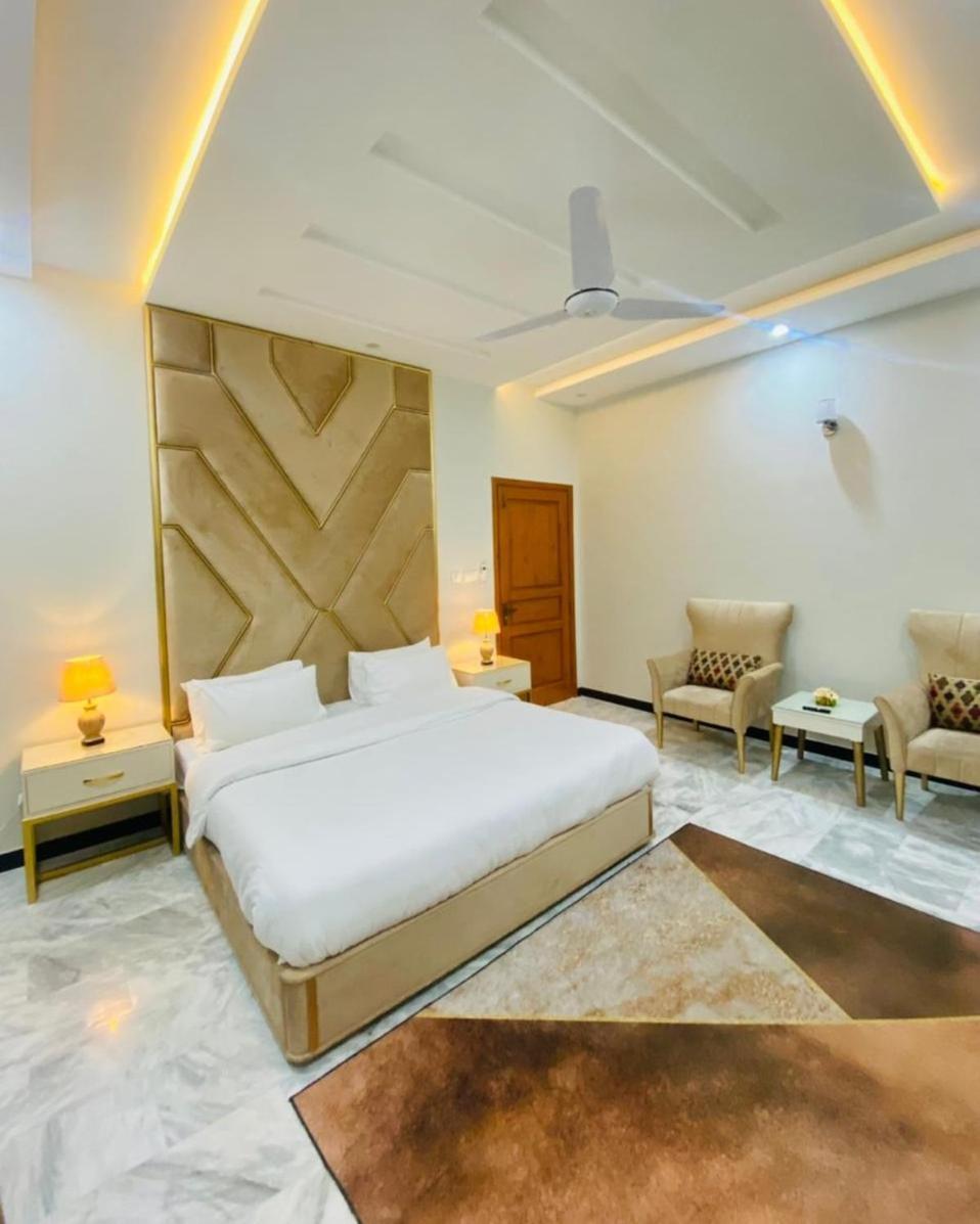 Homey Islamabad Esterno foto