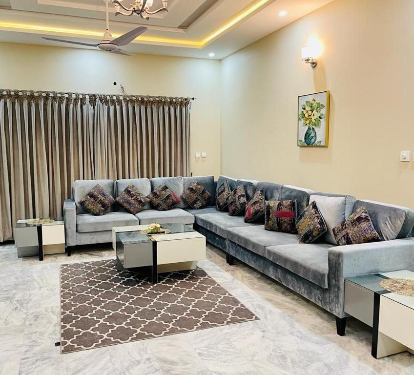 Homey Islamabad Camera foto